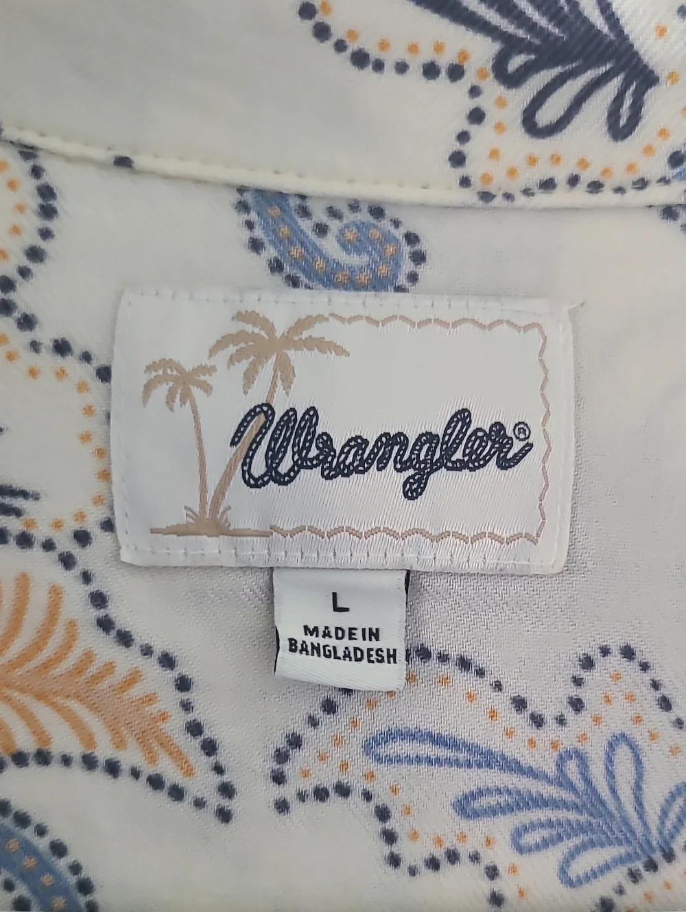 Wrangler Women's Cream Floral Short-Sleeve Button Shirt